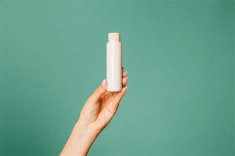 is cetraben a steroid cream.